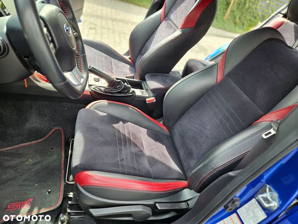 Subaru WRX STI 2.5 Sport - 8