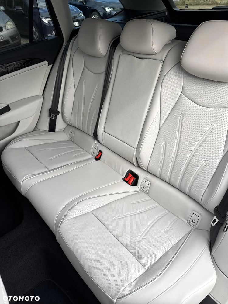 Volkswagen Passat 1.5 TSI ACT mHEV Elegance DSG - 27