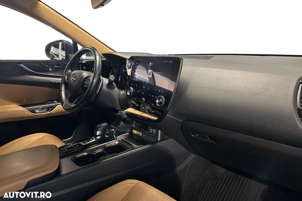 Lexus Seria NX 350h AWD CVT HEV Executive - 13