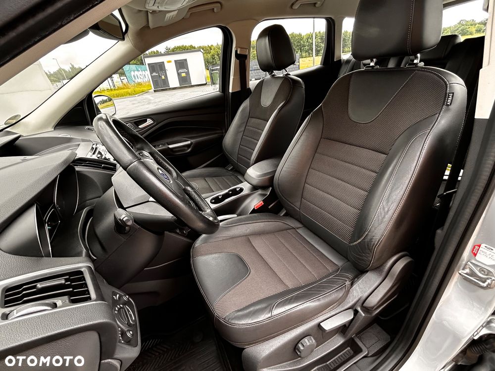 Ford Kuga 2.0 TDCi 4WD Titanium - 26