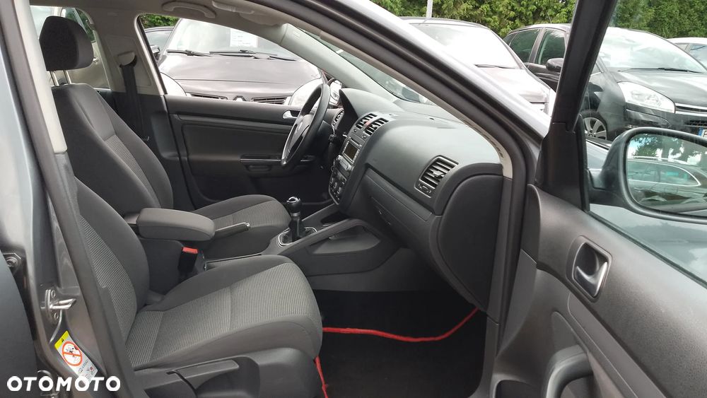 Volkswagen Golf Variant 1.6 Highline - 15