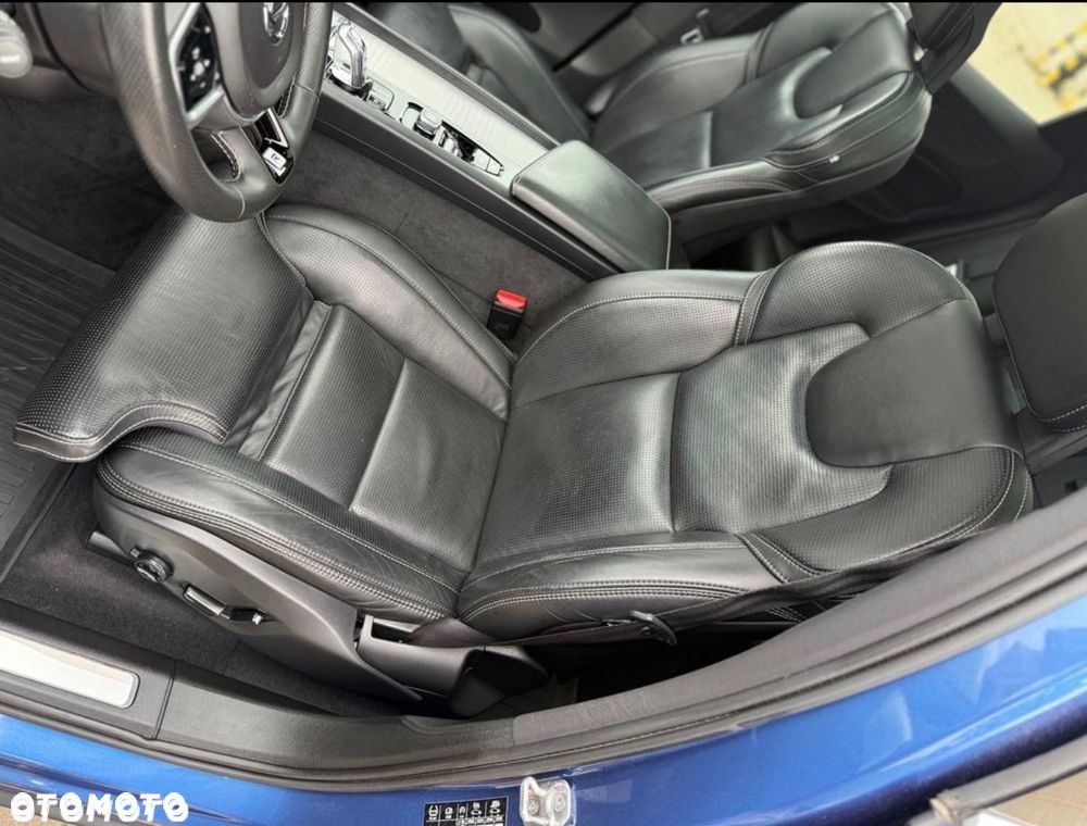 Volvo XC 60 T8 Twin Engine AWD Geartronic RDesign - 30