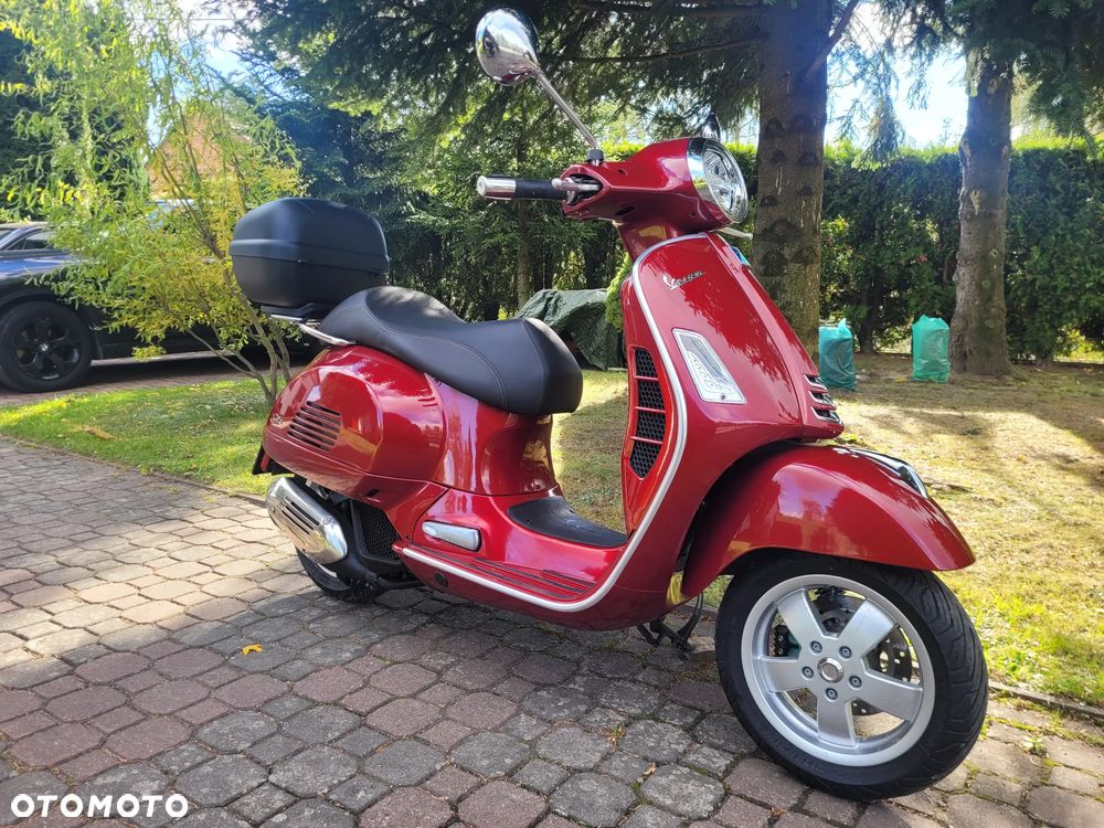 Piaggio Vespa - 2