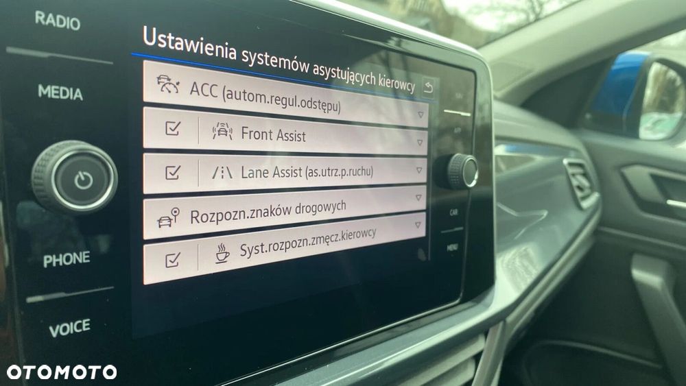 Volkswagen T-Roc 1.5 TSI Style DSG - 25