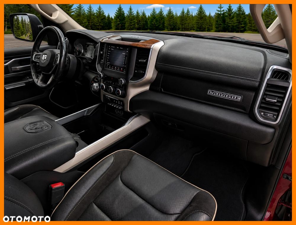 RAM 1500 Quad Cab Laramie - 17