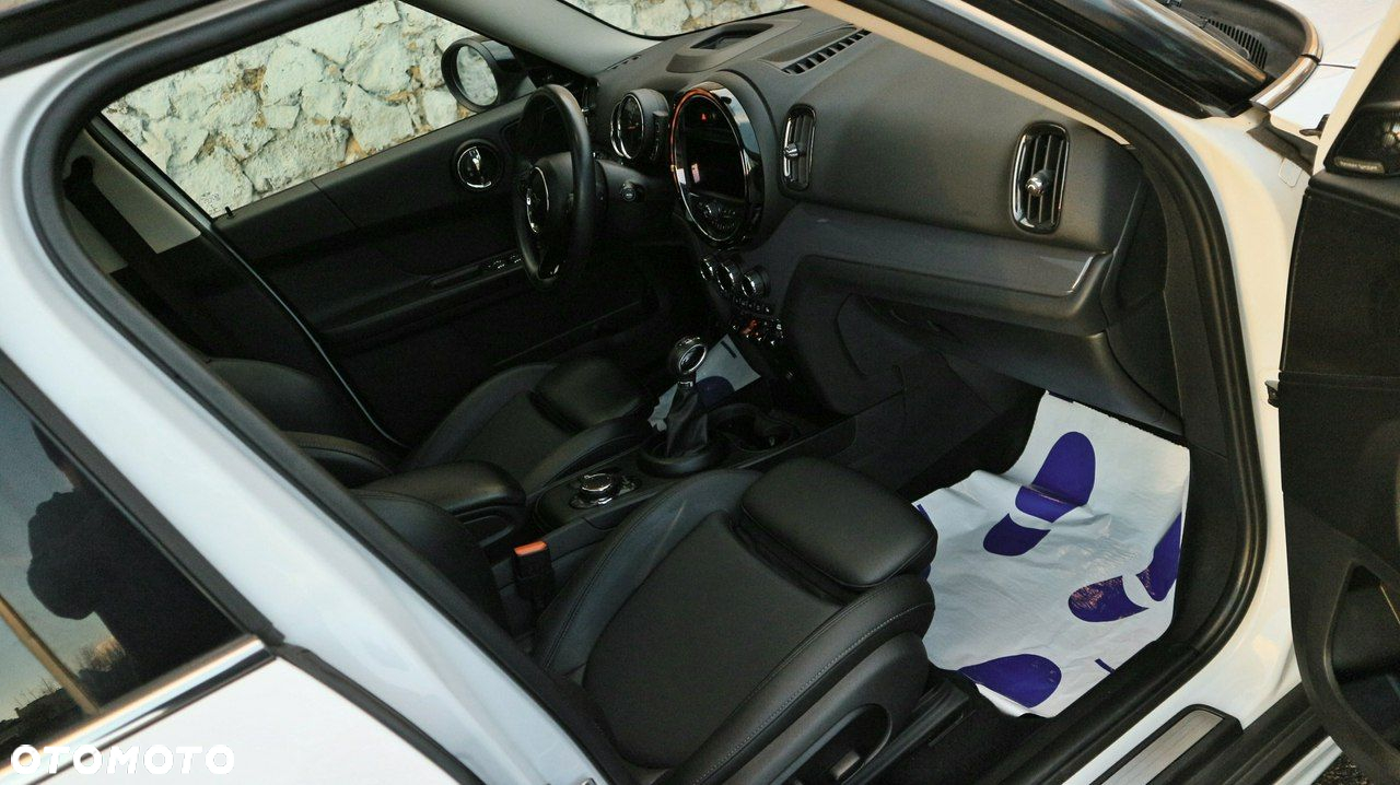 MINI Countryman Cooper All4 Estate Edition - 17