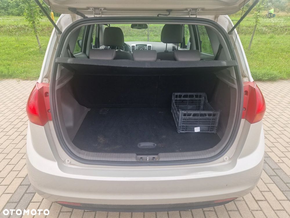 Kia Venga 1.6 M - 9