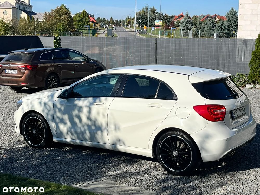 Mercedes-Benz Klasa A 180 BlueEfficiency Edition - 34