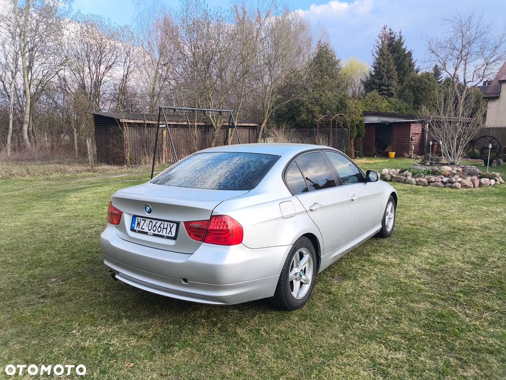 BMW Seria 3 316d - 4