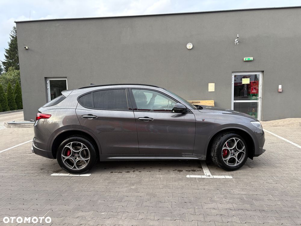 Alfa Romeo Stelvio 2.0 Turbo TI Q4 - 1