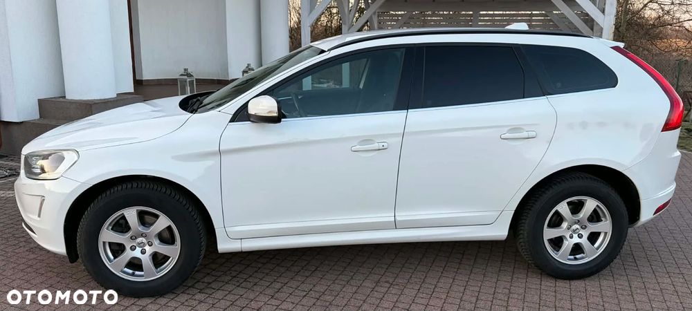 Volvo XC 60 D4 Geartronic Momentum - 5