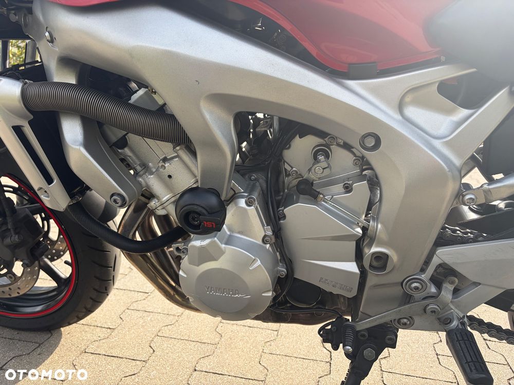 Yamaha FZ6 - 25