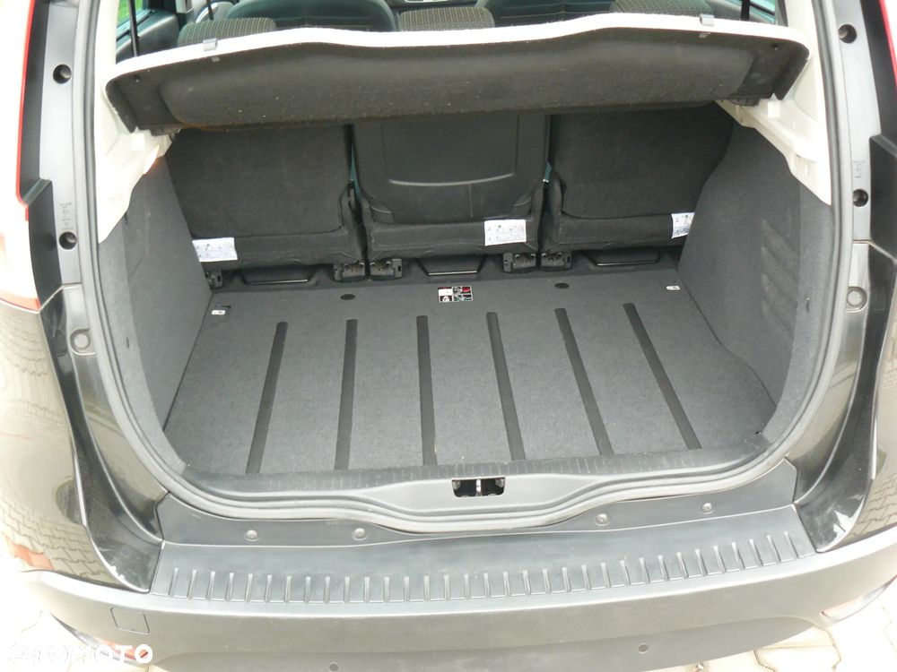 Renault Scenic 2.0 dCi Privilege - 6