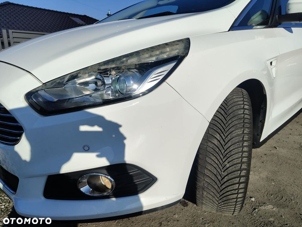 Ford S-Max 1.5 Eco Boost Start-Stopp Titanium - 3
