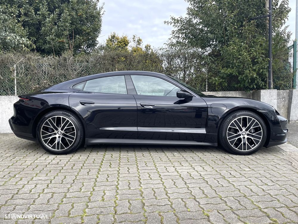 Porsche Taycan Standard - 8