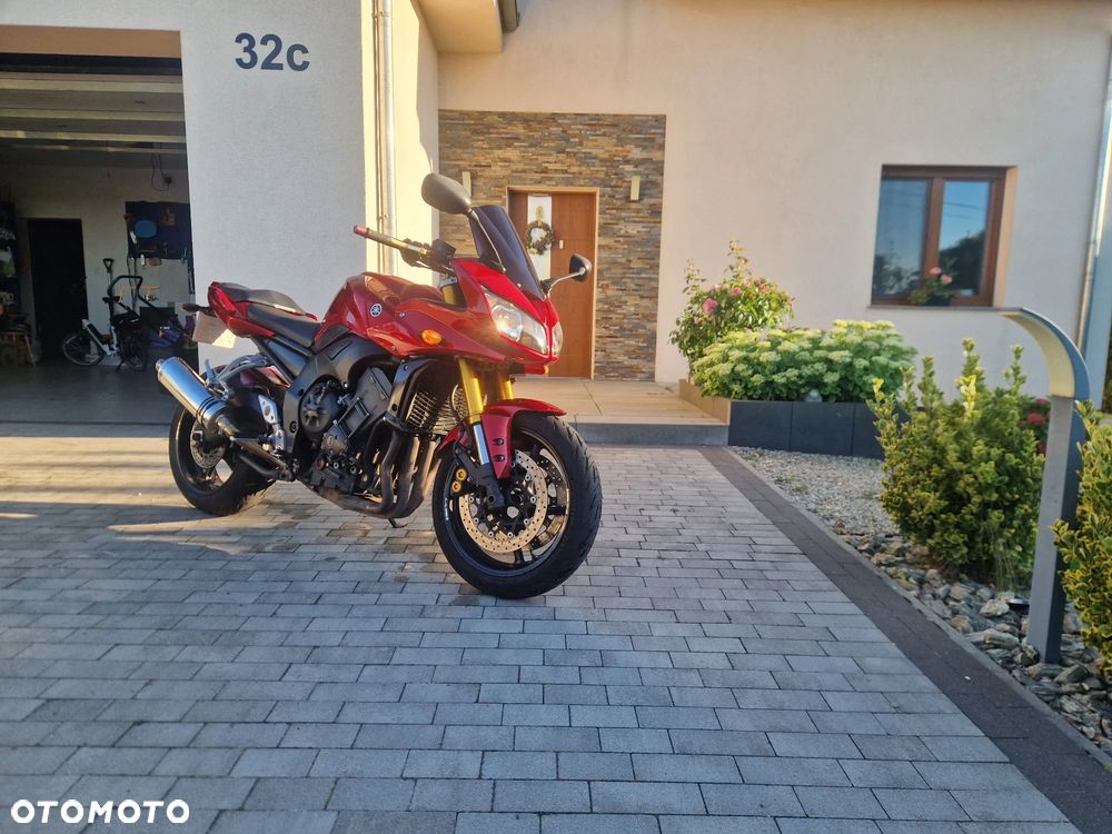 Yamaha FZ - 16