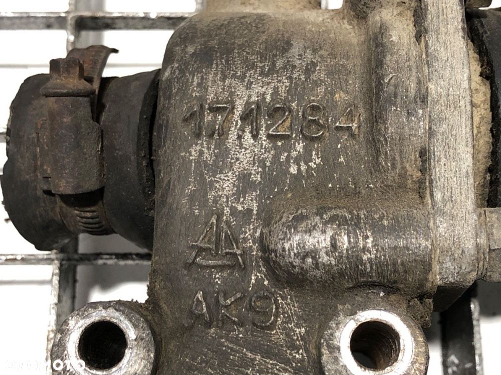 OBUDOWA TERMOASTATU  GAZ GAZELLE Autobus 2003 - 2013 2.1 TD 81 kW [110 KM] olej napędowy 2007 - - 2