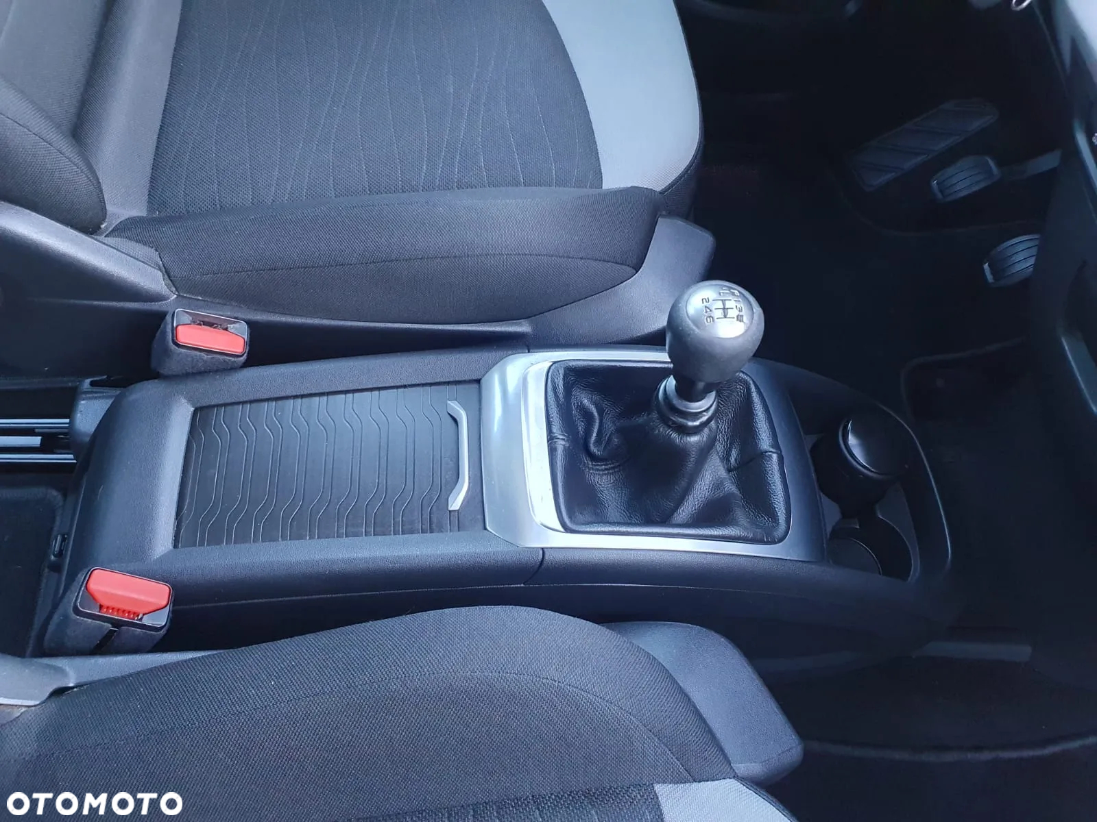 Citroën C4 Picasso 1.6 e-HDi Attraction - 23