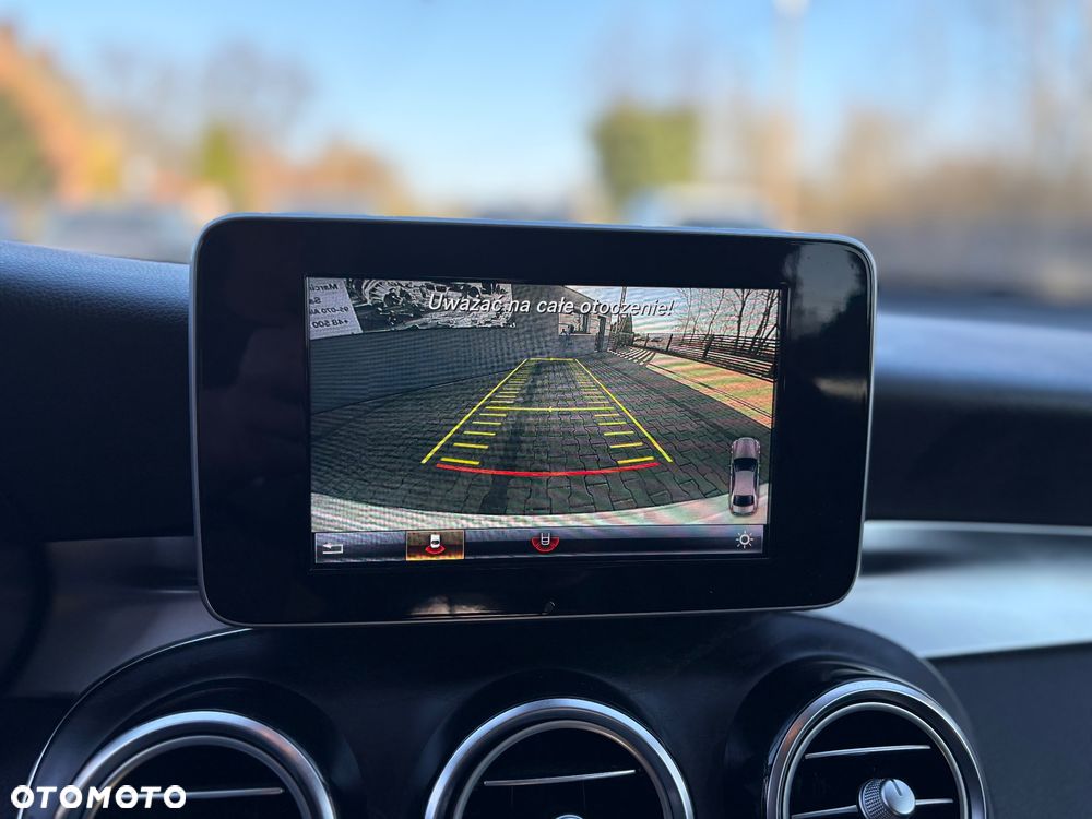 Mercedes-Benz GLC - 22