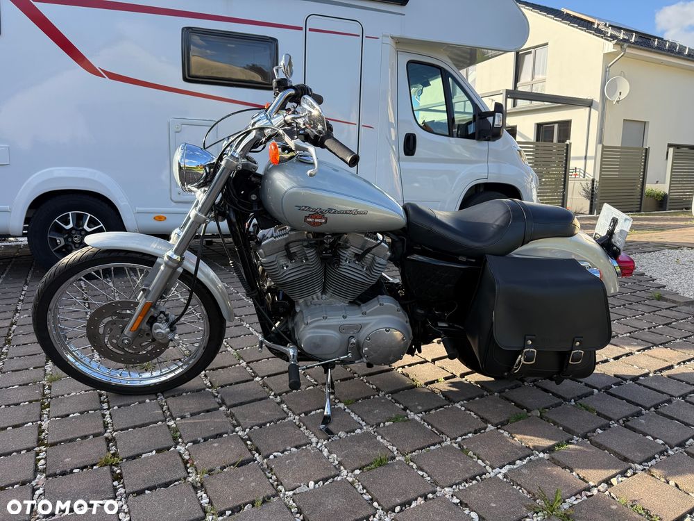 Harley-Davidson Sportster Custom 883C - 1