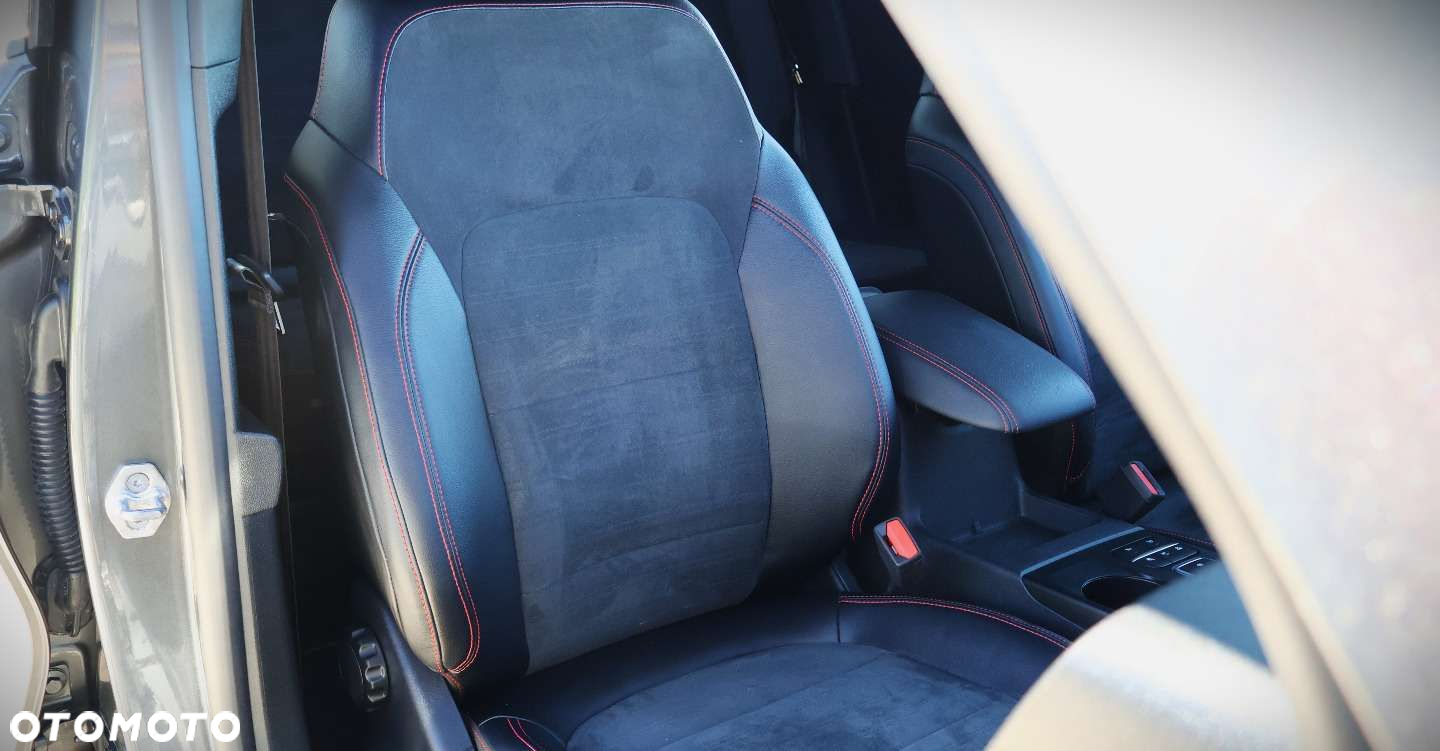 Ford Kuga - 20