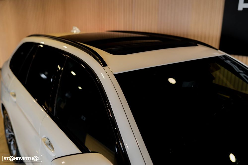 BMW 530 e Pack Desportivo M - 10