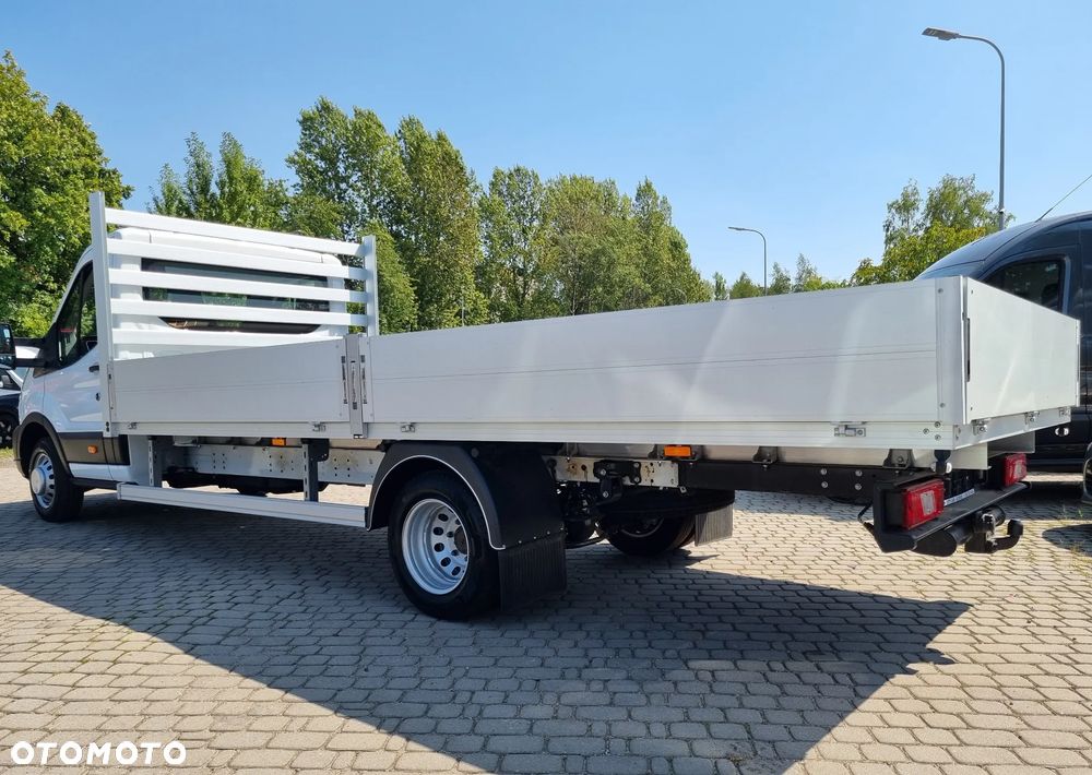 Ford Transit - 11