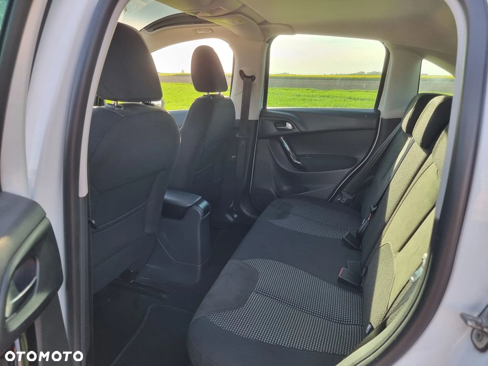 Citroën C3 1.2 PureTech Exclusive - 9
