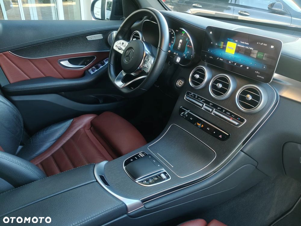 Mercedes-Benz GLC Coupe 300 e 4-Matic - 18