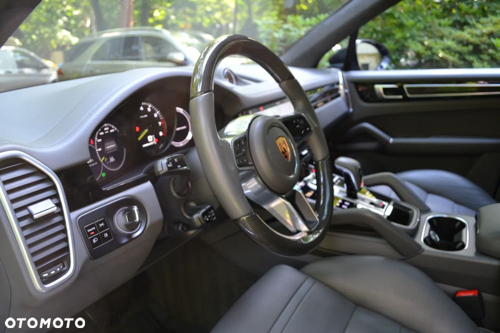 Porsche Cayenne E-Hybrid - 12