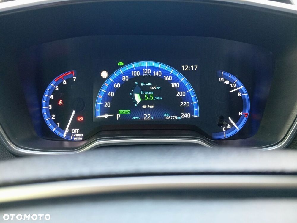 Toyota Corolla 1.8 Hybrid Executive - 16