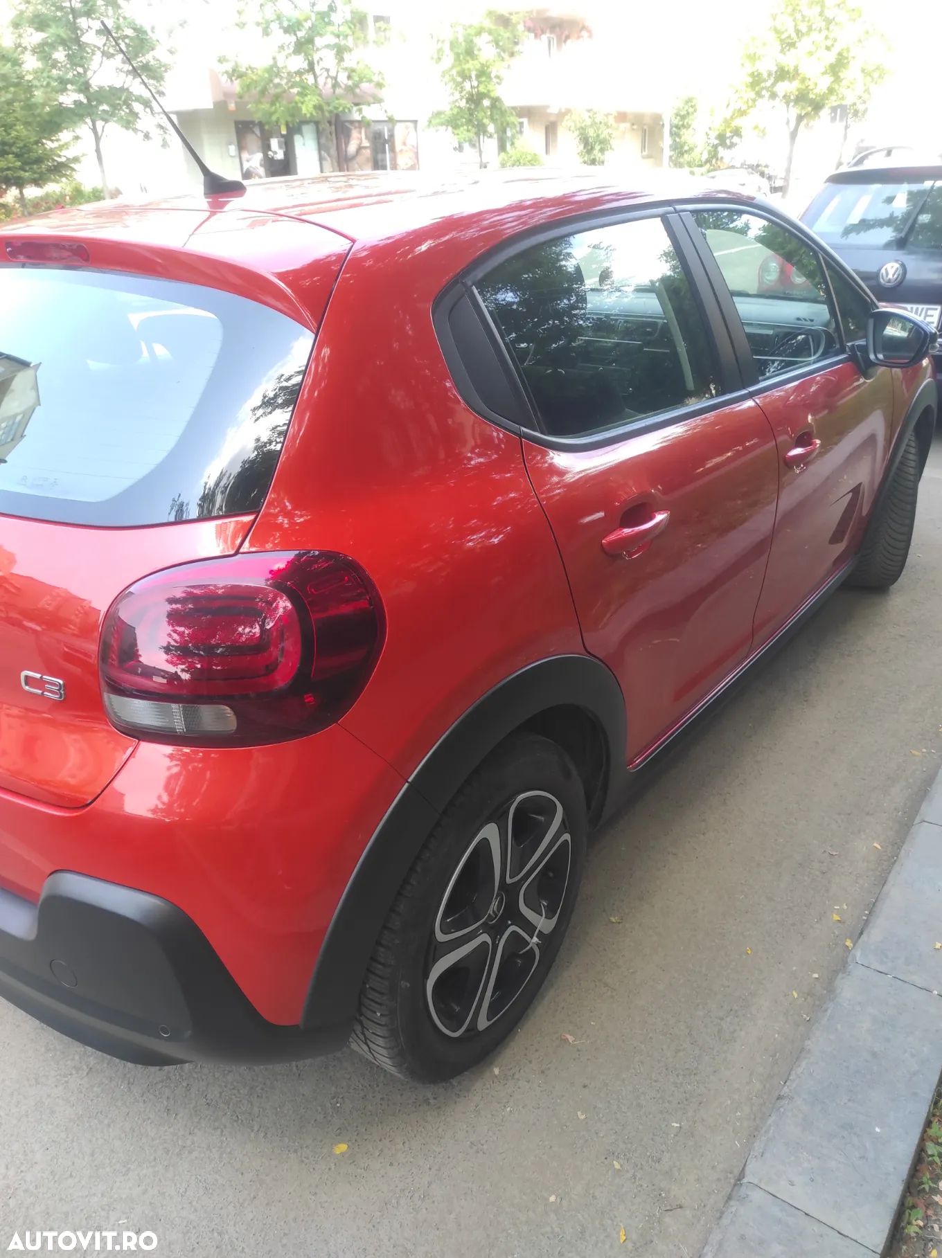 Citroën C3 Pure Tech 110 S&S EAT6 SHINE - 6