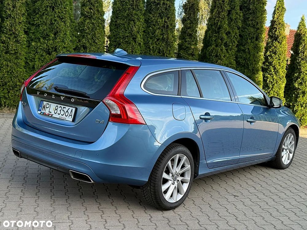 Volvo V60 D4 Ocean Race - 11