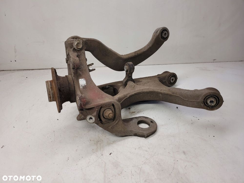 ZWROTNICA PRAWY TYŁ AUDI A4 A6 C7 A7 8K0505432AQ - 1