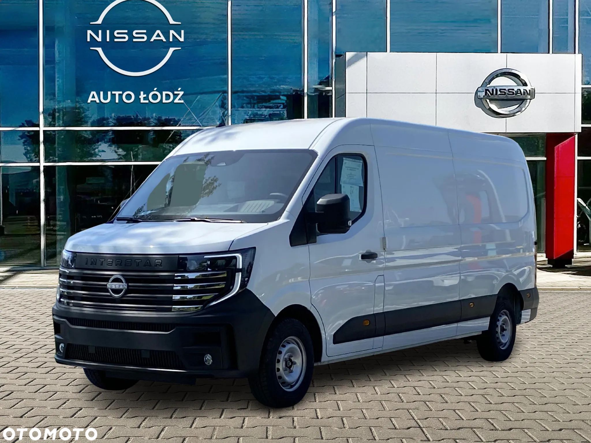 Nissan Interstar - 1
