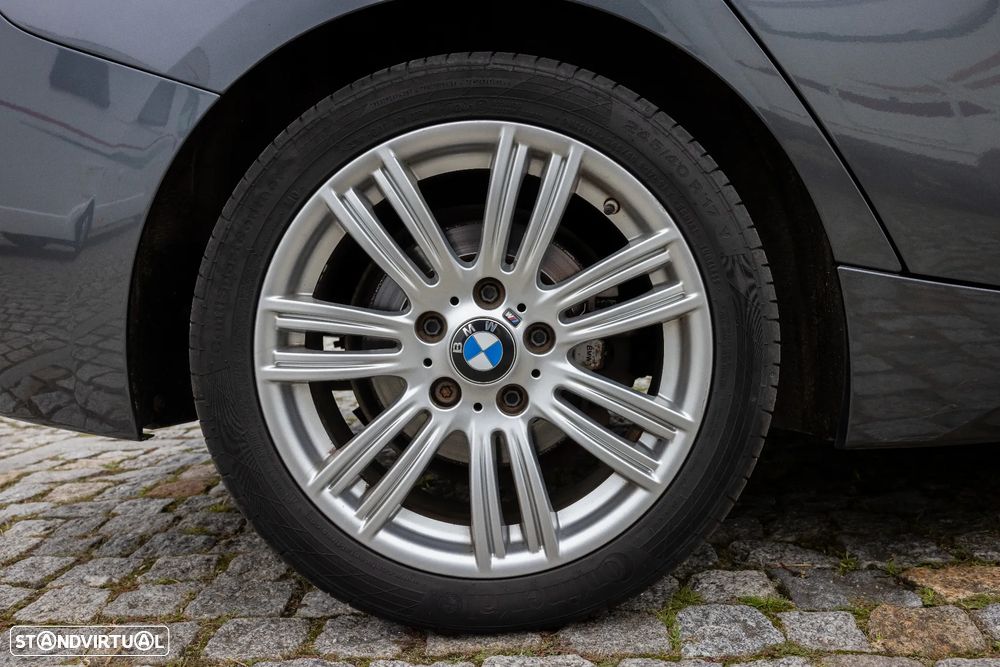 BMW 116 d Pack M - 25