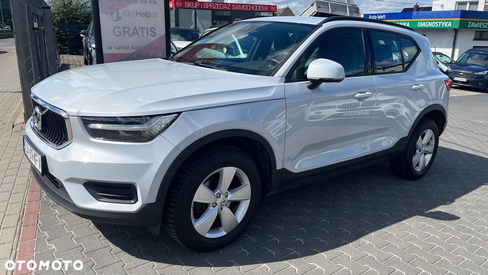 Volvo XC 40 T3 Momentum - 2