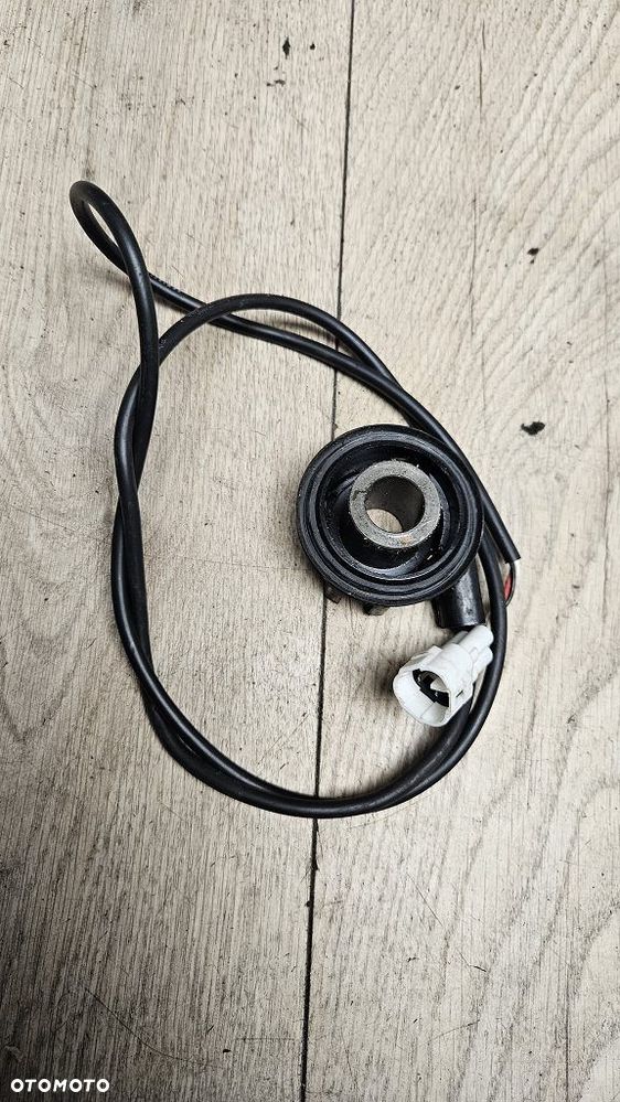 Elektroniczny ślimak czujnik licznika Yamaha Oś 17mm / Kostka 3 piny - 5