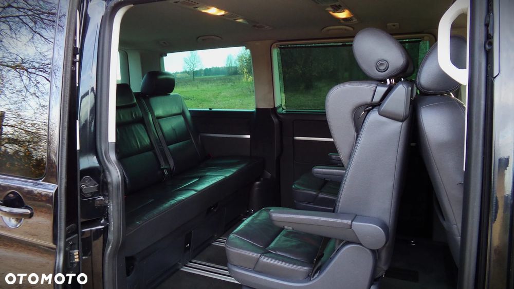 Volkswagen Multivan - 20