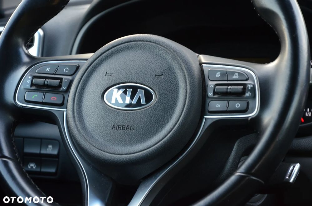 Kia Sportage 1.7 CRDI 2WD ISG Dream-Team Edition - 23