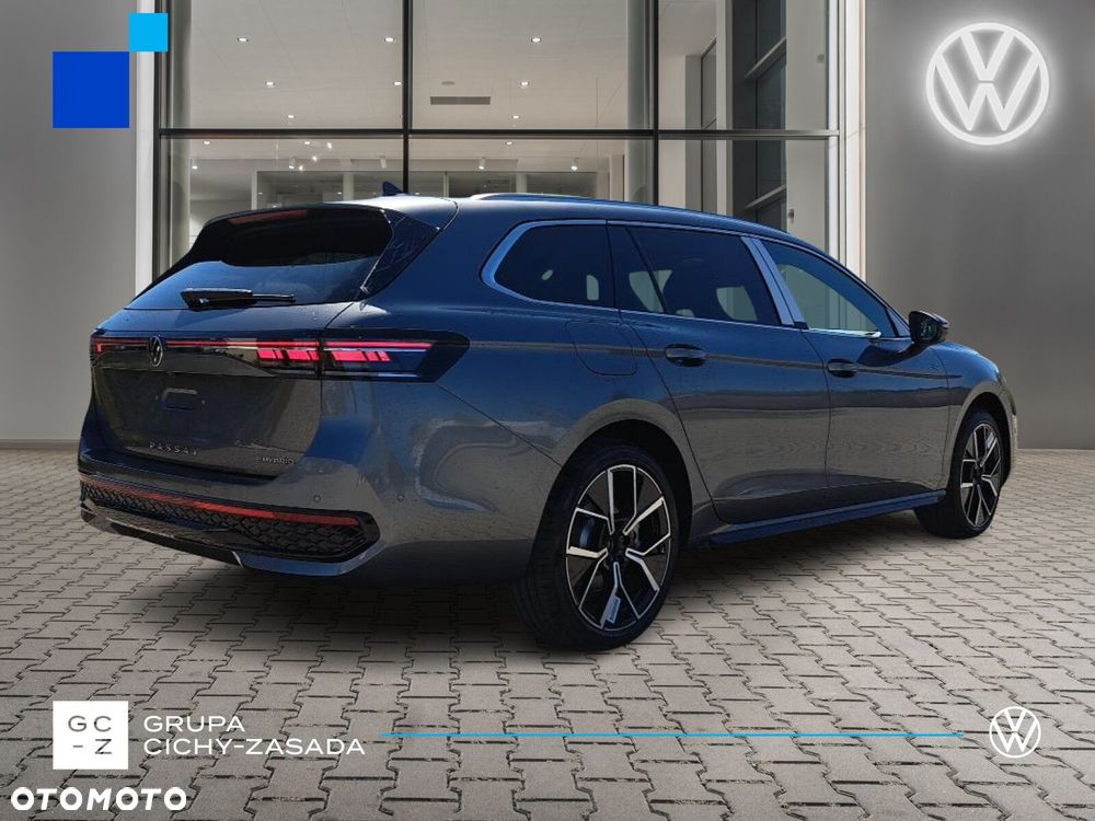 Volkswagen Passat - 5