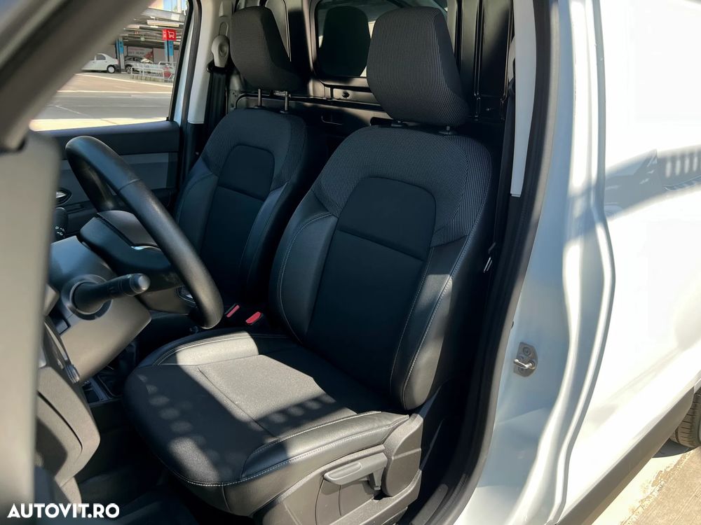 Renault Express - 12