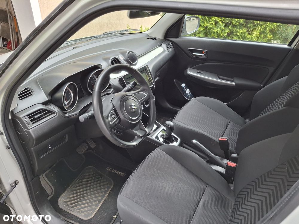 Suzuki Swift - 14