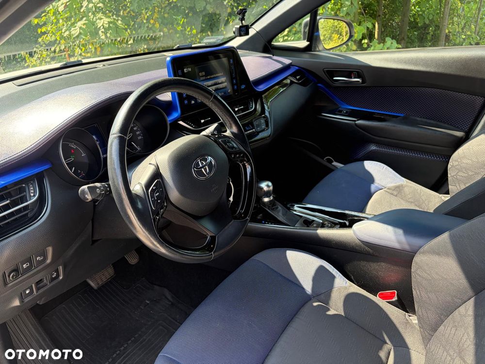 Toyota C-HR - 8