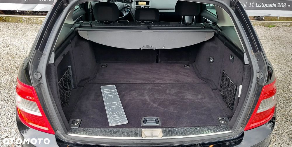 Mercedes-Benz Klasa C 180 Kompressor Elegance - 25