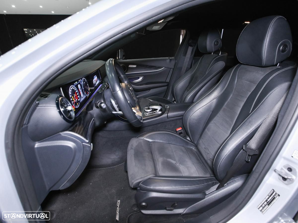 Mercedes-Benz E 300 de AMG Line - 7