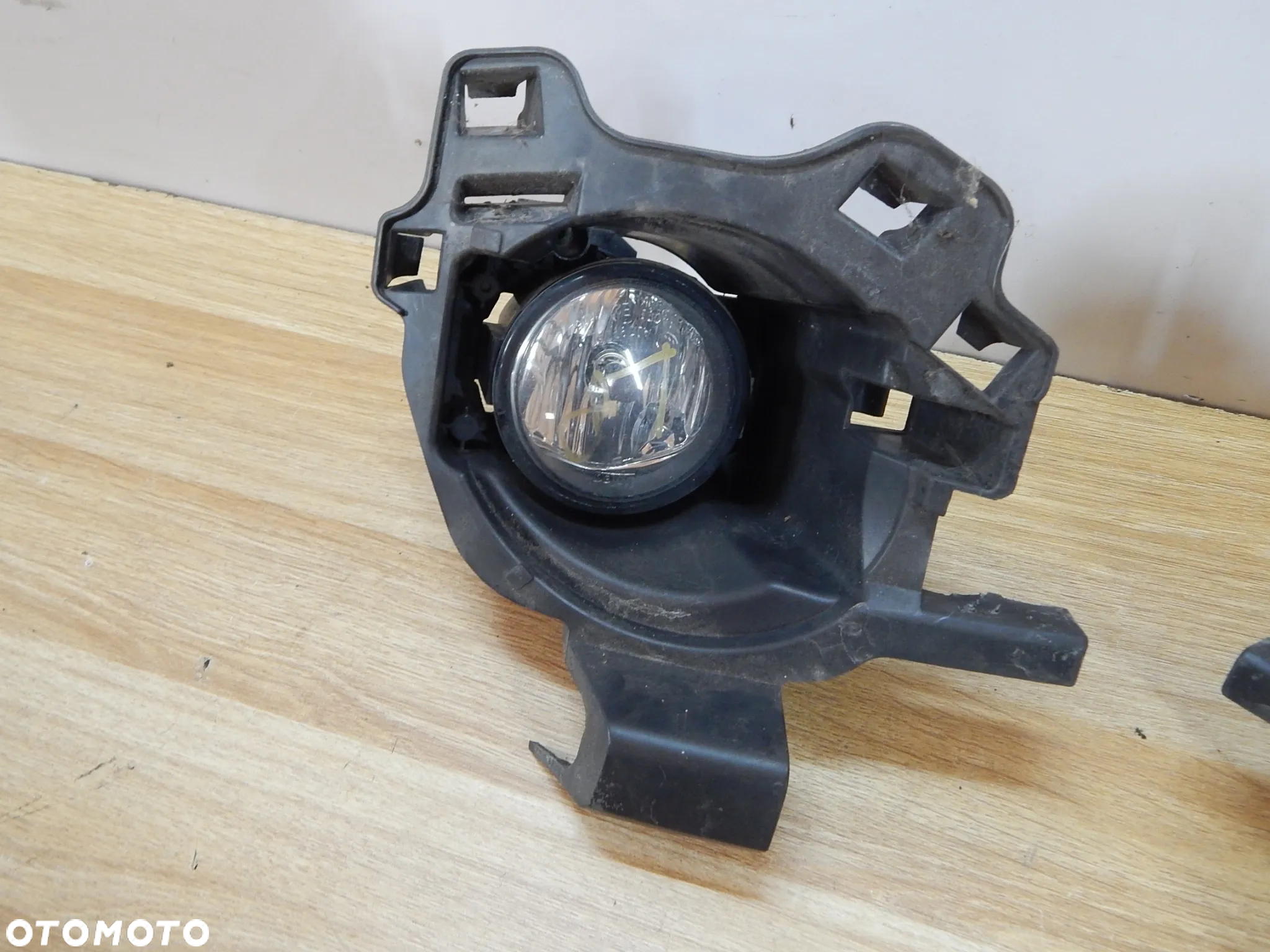 Lampa przeciwmgielna halogen stelaż mocowanie przód Renault Kadjar 15-18 Trafic III vivaro captur clio Łuków części - 3