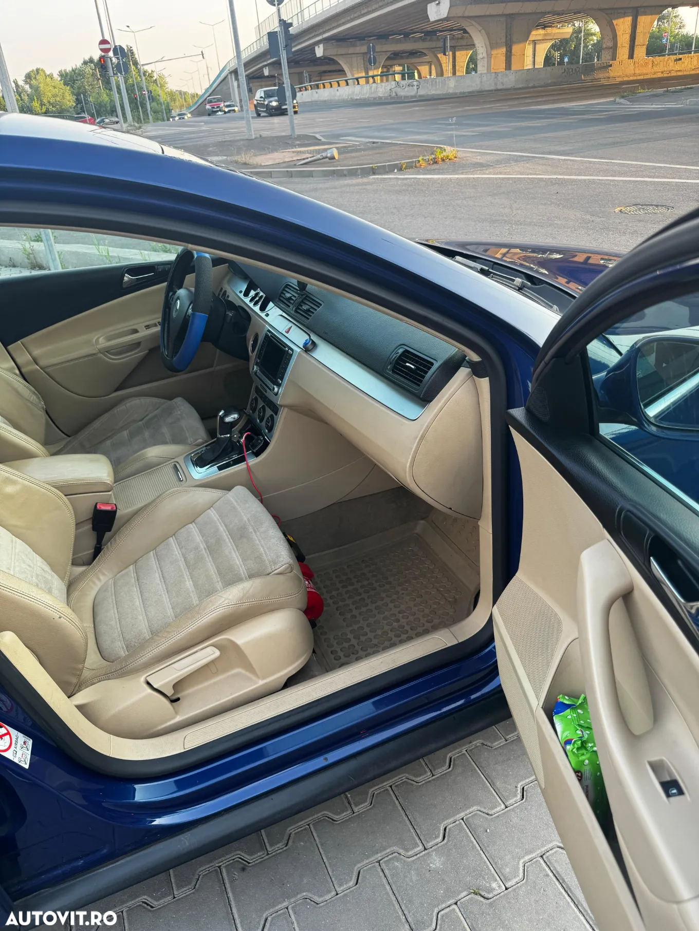 Volkswagen Passat 2.0TDI Highline DPF DSG - 11