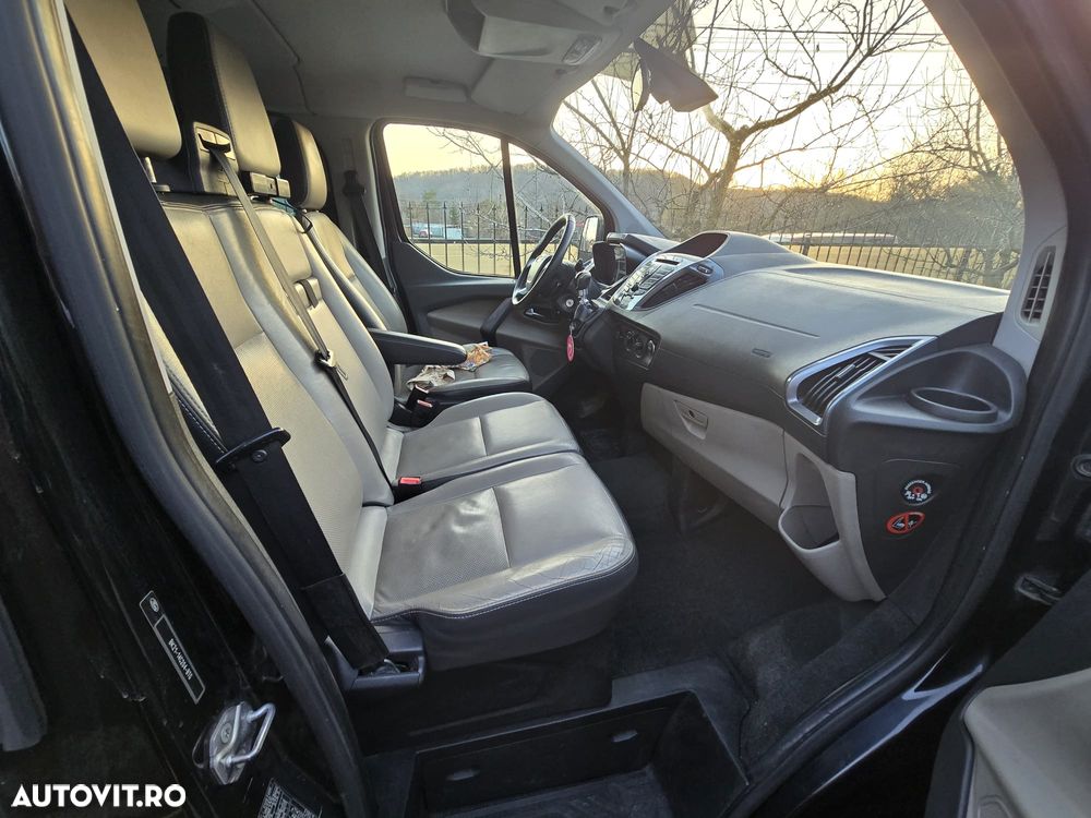 Ford Tourneo Custom 310 L2H1 VA Titanium X - 4