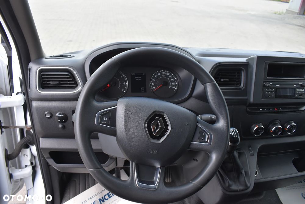Renault Master - 18